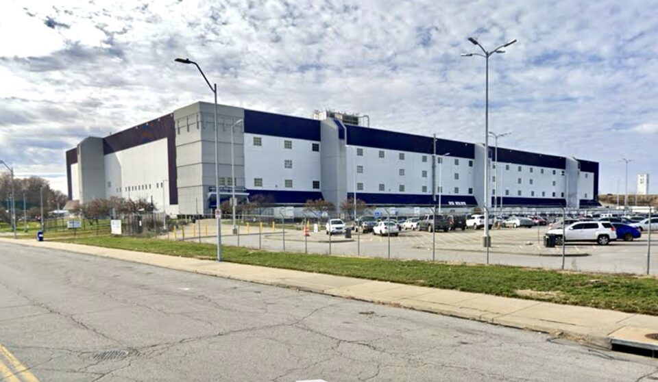 Exploring the USPS Distribution Center at 1700 Cleveland Ave, Kansas